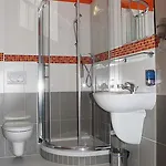 De Luxe Hotel