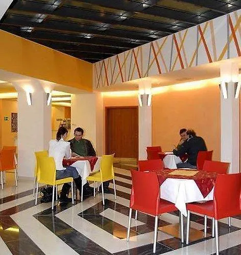 De Luxe Hotel 3*